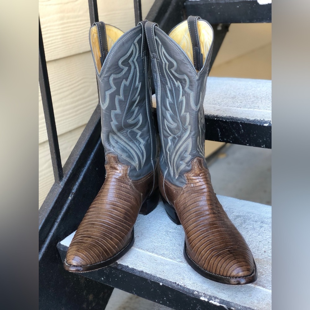 Justin Cowboy Boots